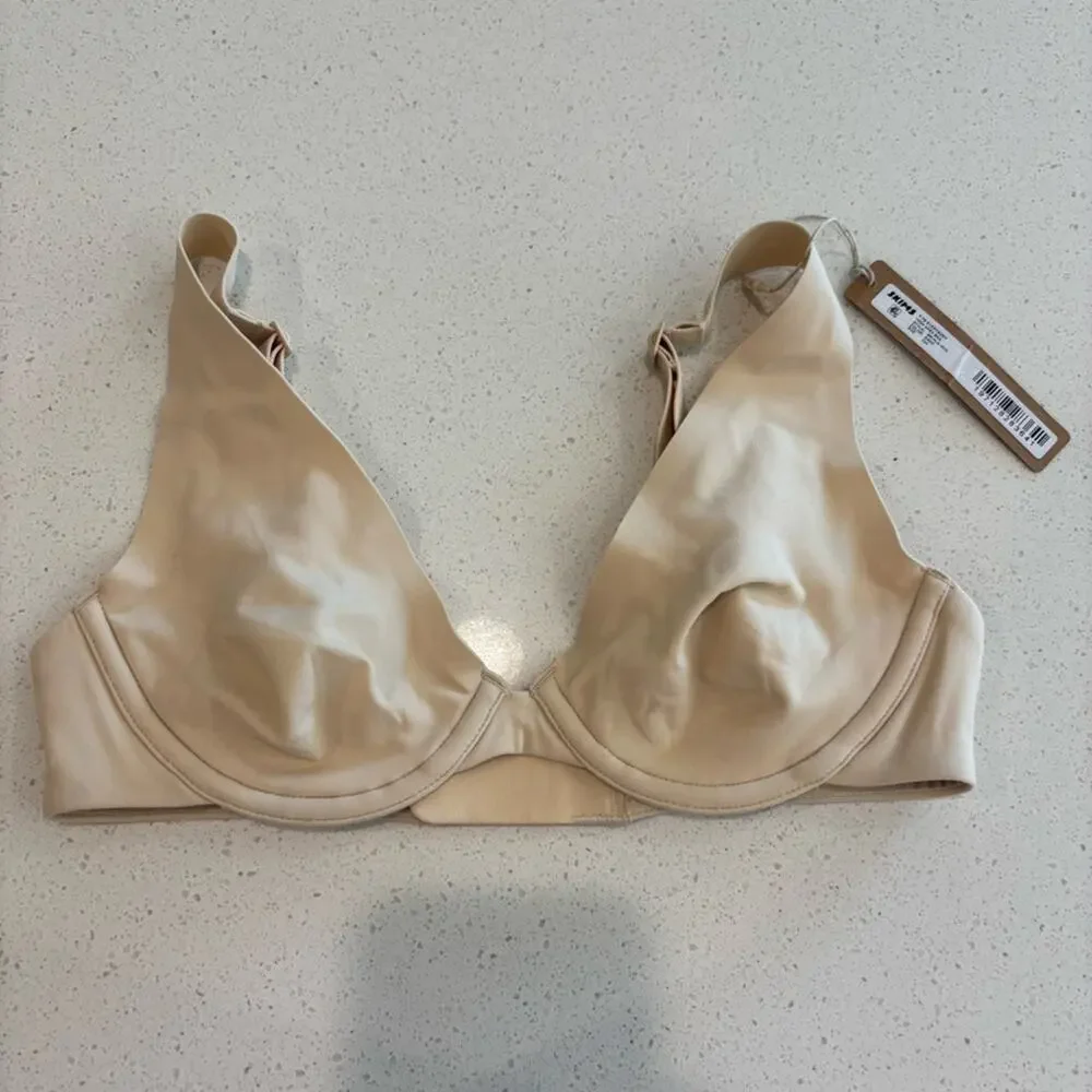 NWT SKIMS Fits‎ Everybody High Apex Bra Sand 32A